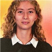 Soy monitora y puedo dar clases a niños de primaria.